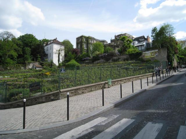 Quiet Apartment Hill Of Montmartre Parigi Esterno foto
